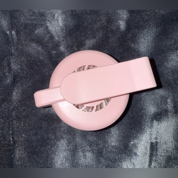 Mini Hand Free Clip Fan 360* Adjustable *PINK* Brand New - Picture 13 of 15